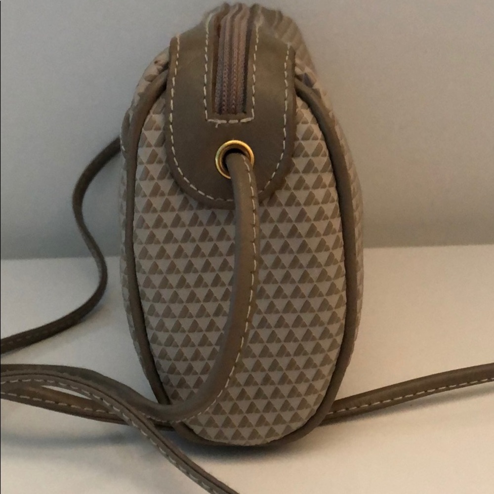 LIZ CLAIBORNE TAUPE LEATHER TRIM SHOULDER BAG - Picture 4 of 7